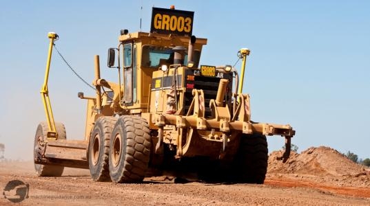 GPS Grader Photos | Photo Gallery | Machine Guidance